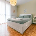 - Modern Apartment Lecco