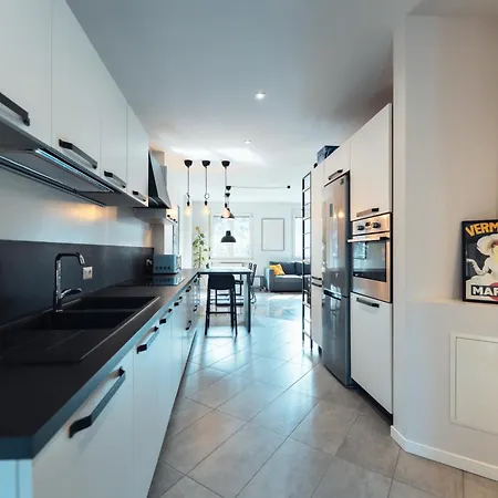 - Modern Apartman