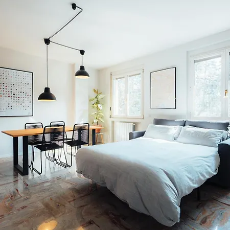 - Modern Lägenhet Lecco